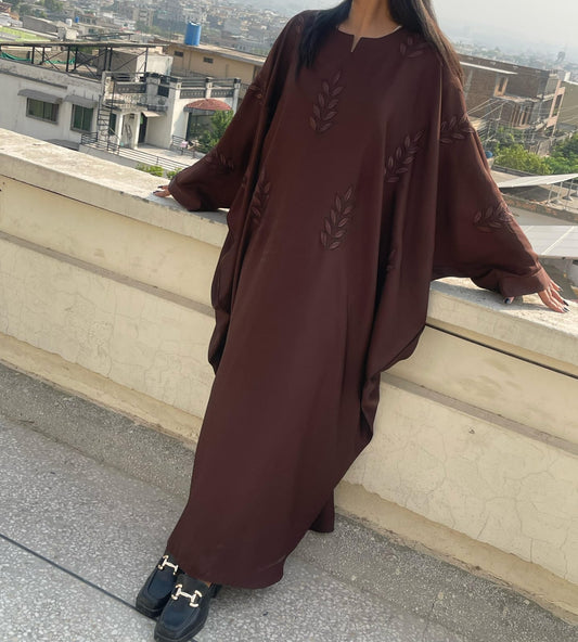 🌙 Maah E Taban – Where the Moonlight Meets Modesty ✨
